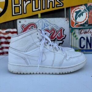 Size 5.5Y - Nike Air‎ Jordan 1 Mid Boys White Athletic Shoes Sneakers 554725-129